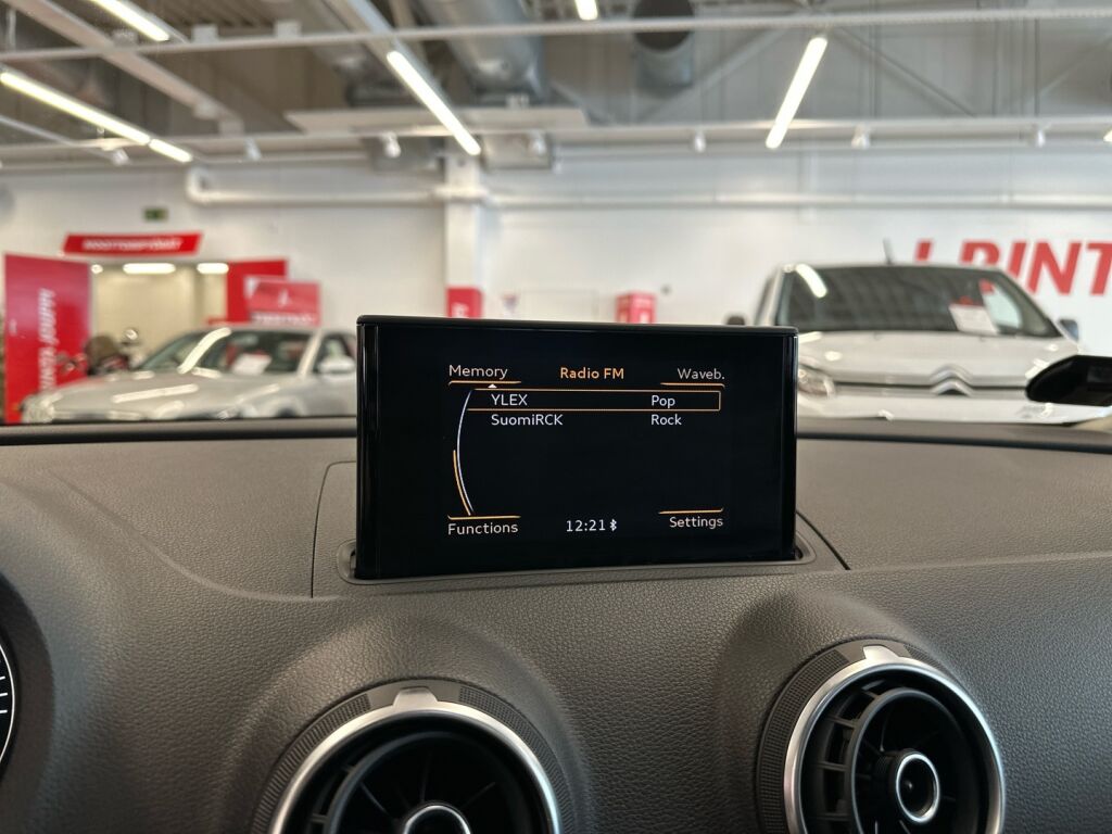 Audi A3 2014 Punainen