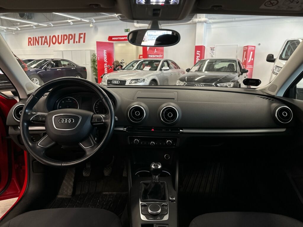 Audi A3 2014 Punainen