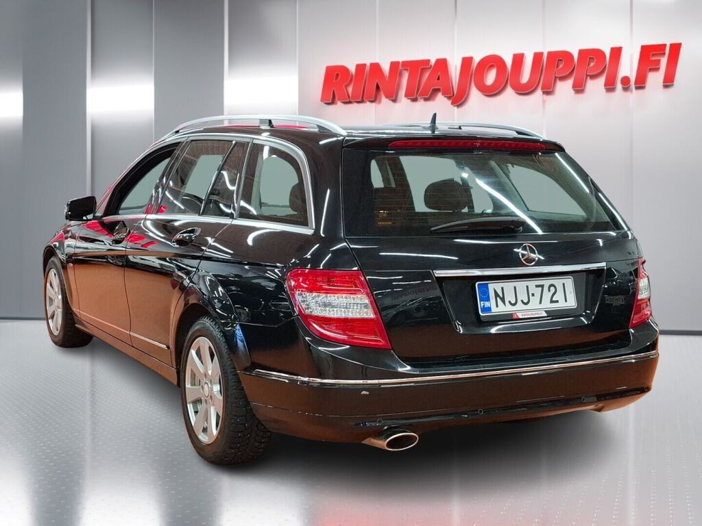 Mercedes-Benz C 2010 Musta
