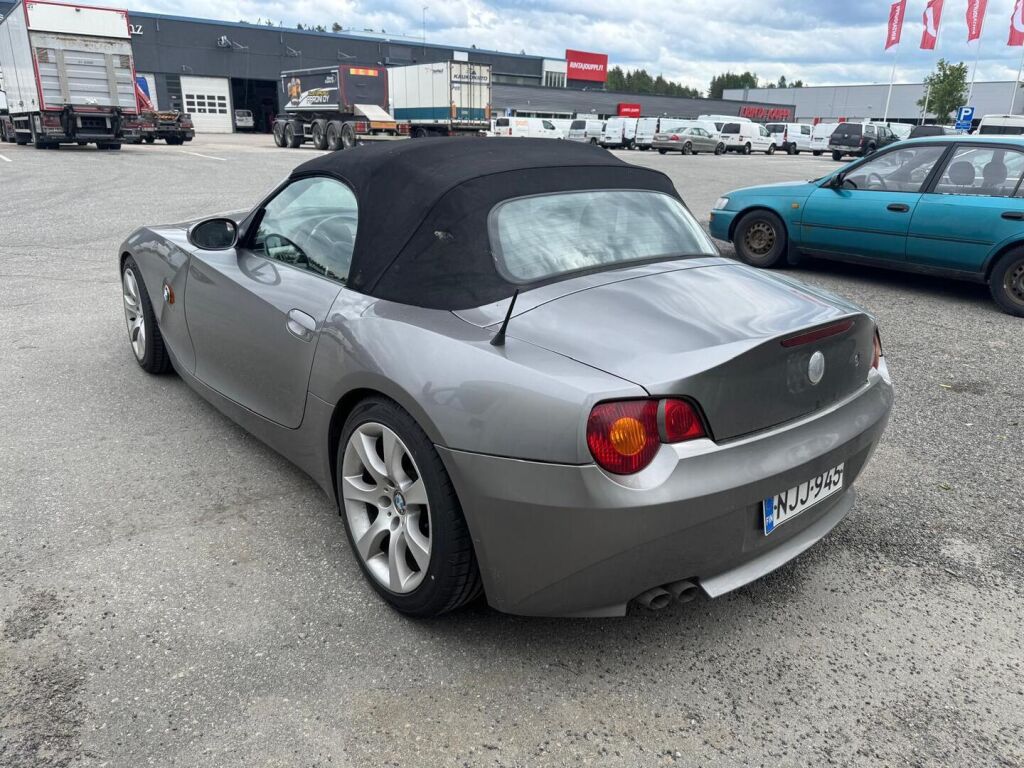 BMW Z4 2005 Harmaa
