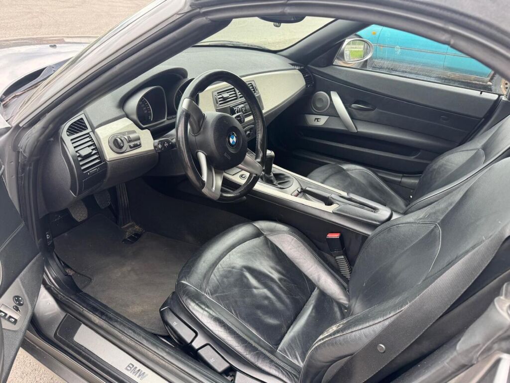 BMW Z4 2005 Harmaa