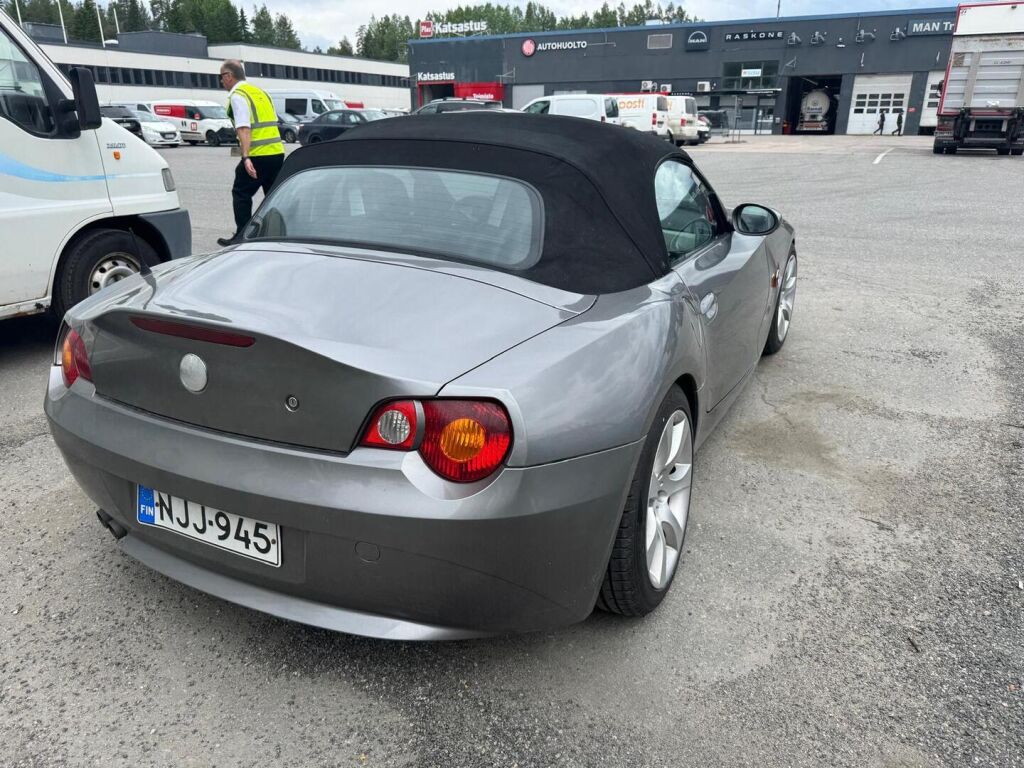 BMW Z4 2005 Harmaa