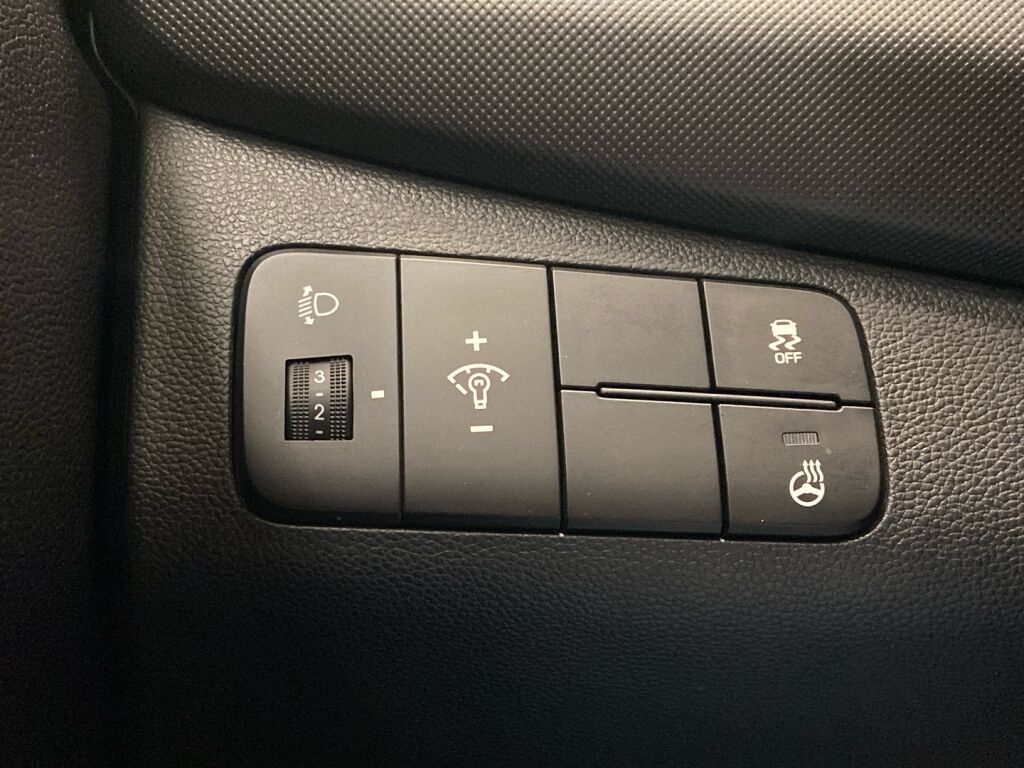 Hyundai i10 2018 Valkoinen