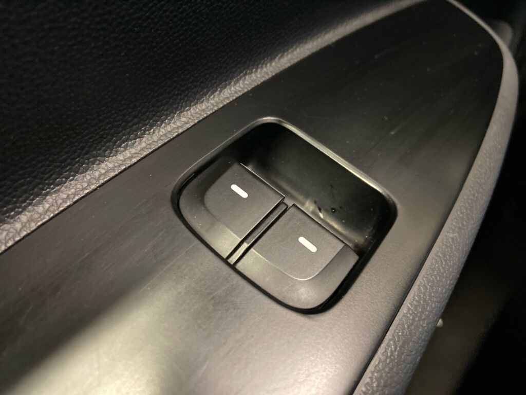 Hyundai i10 2018 Valkoinen