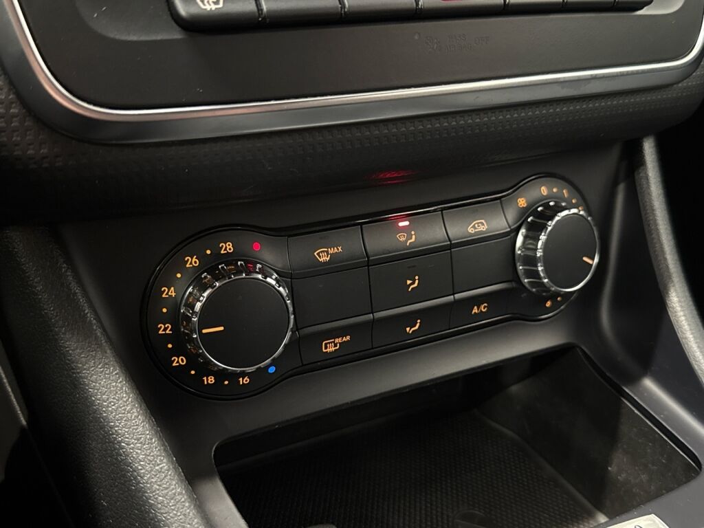 Mercedes-Benz A 2013 Sininen