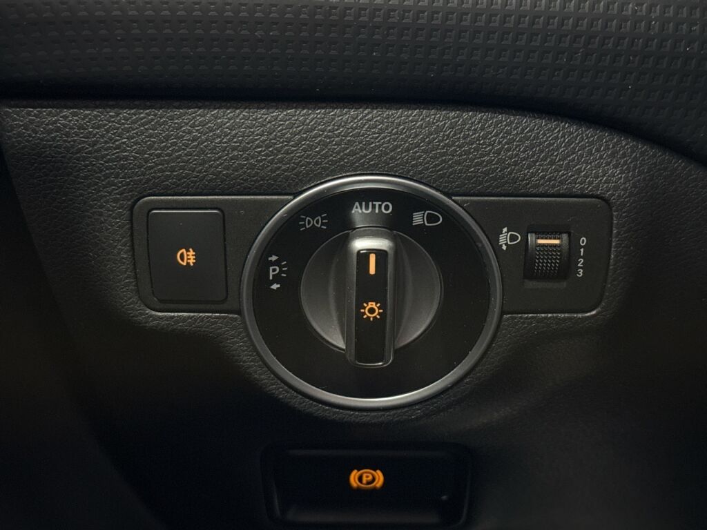 Mercedes-Benz A 2013 Sininen