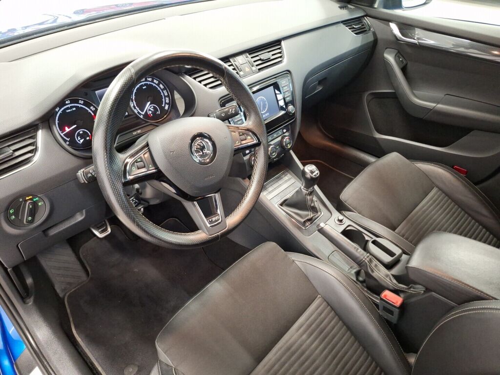 Skoda Octavia 2013 Sininen