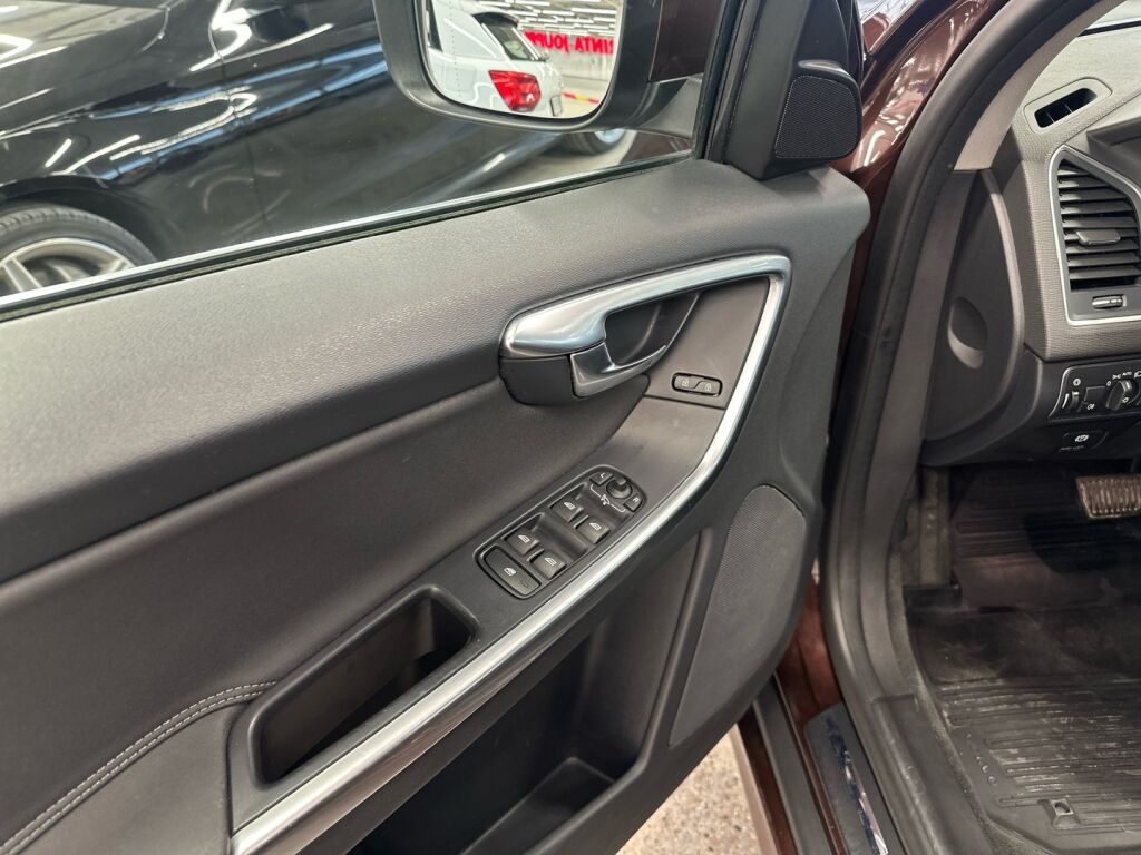 Volvo XC60 2014 Punainen