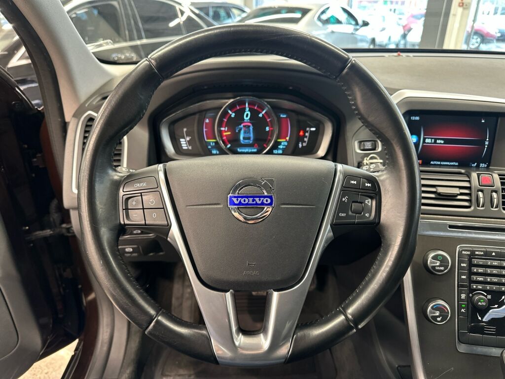 Volvo XC60 2014 Punainen