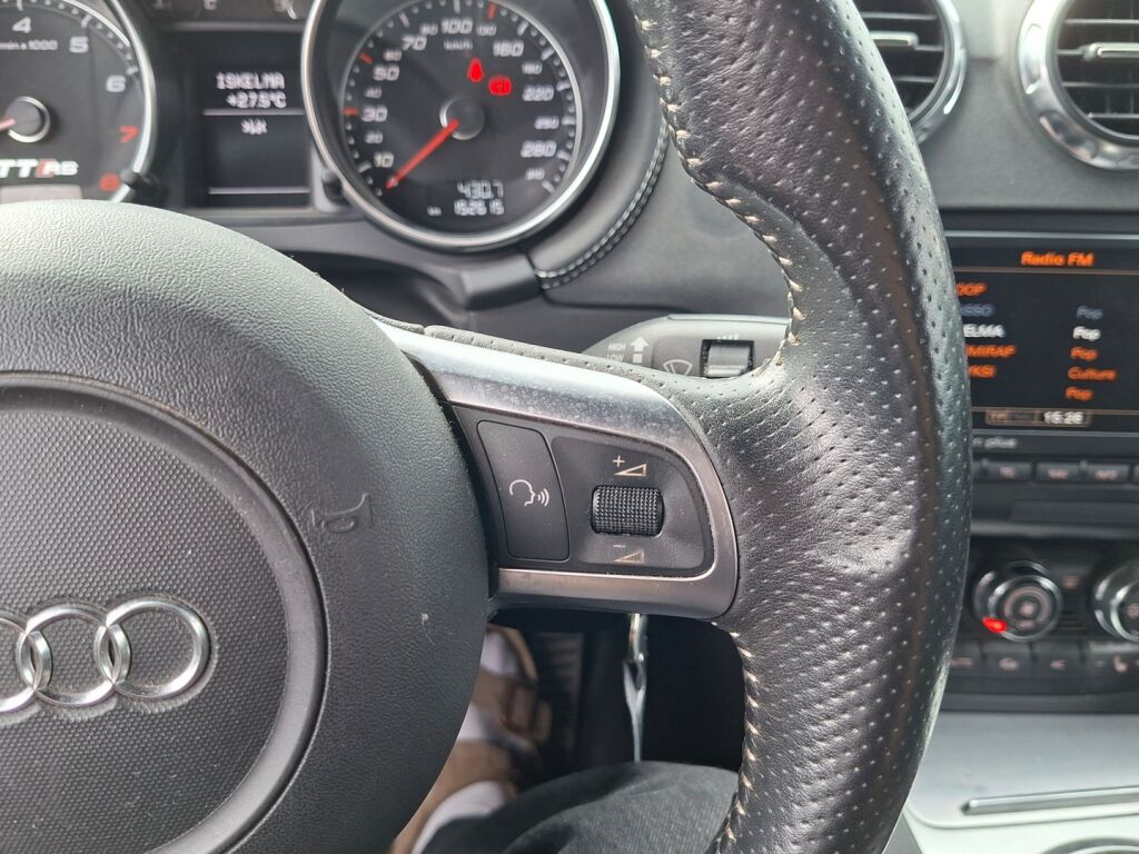 Audi TT RS 2009 Valkoinen