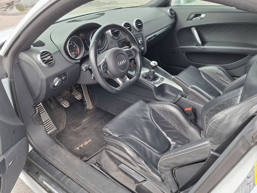 Audi TT RS 2009 Valkoinen