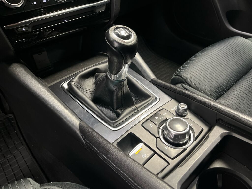 Mazda Mazda6 2015 Musta