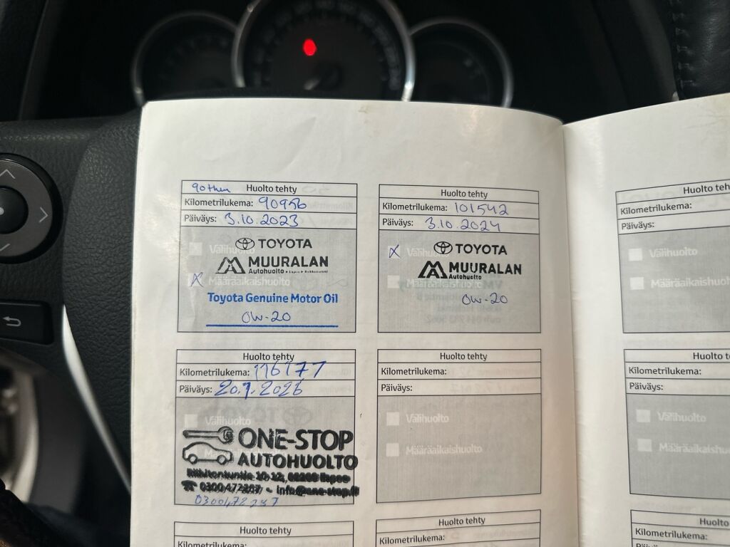 Toyota Auris 2014 Ruskea (beige)