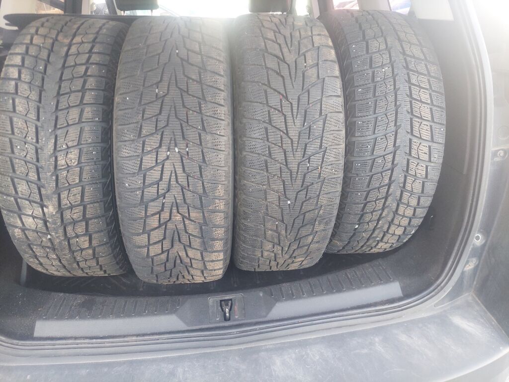 Ford Kuga 2014 Musta