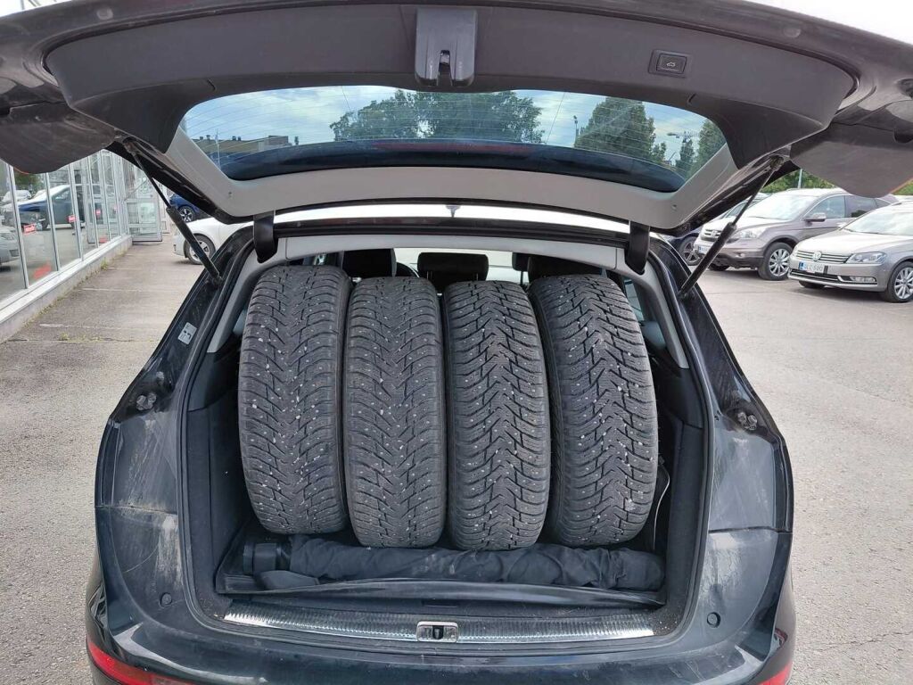Audi Q5 2015 Musta