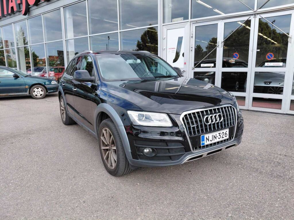 Audi Q5 2015 Musta