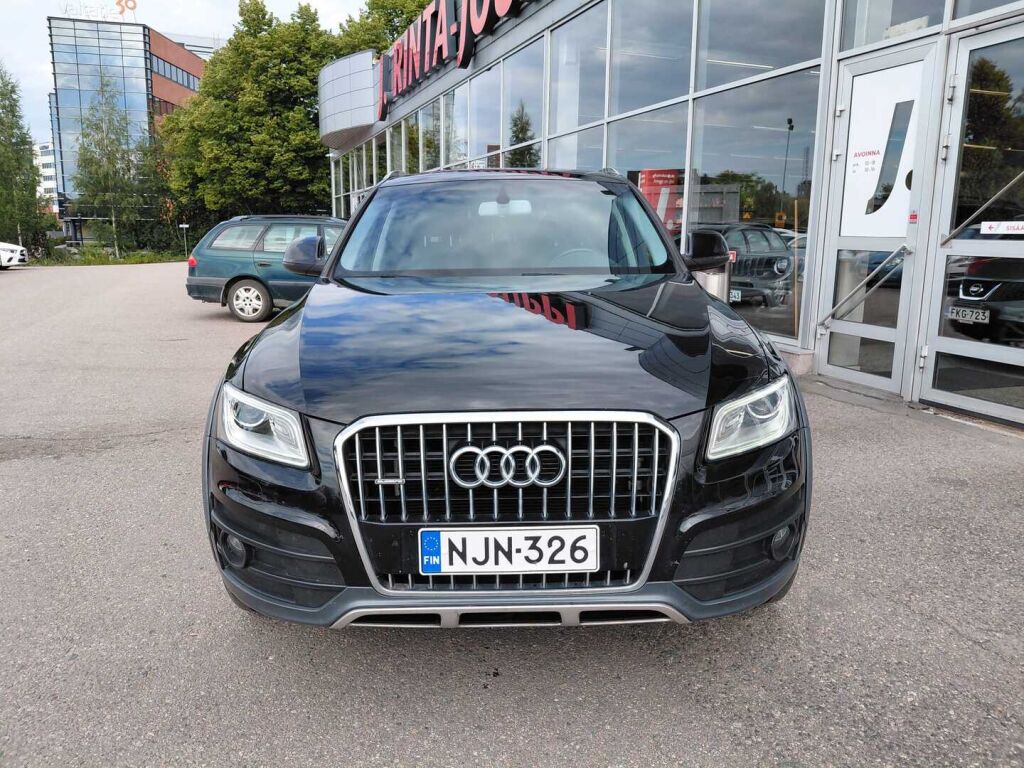 Audi Q5 2015 Musta