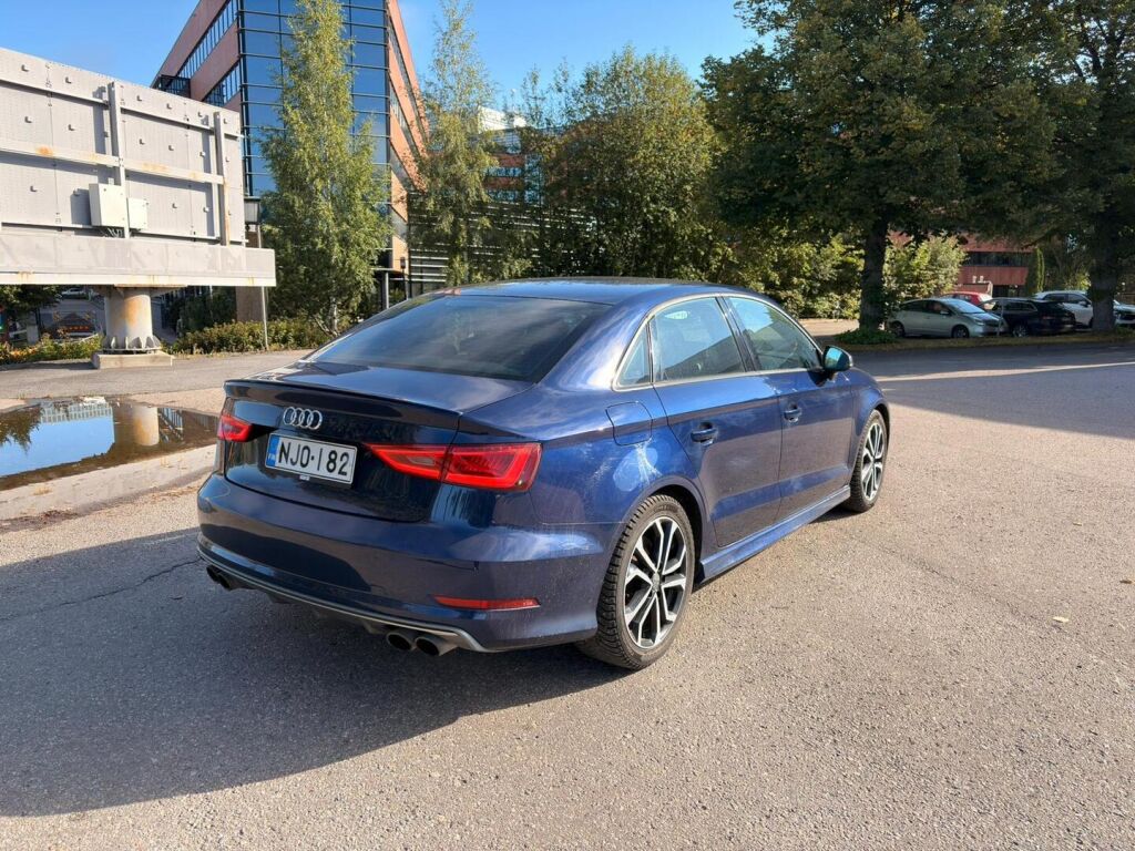 Audi S3 2015 Sininen