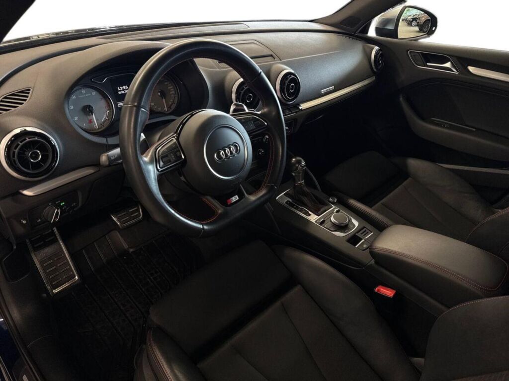 Audi S3 2015 Sininen