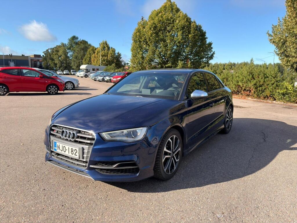 Audi S3 2015 Sininen
