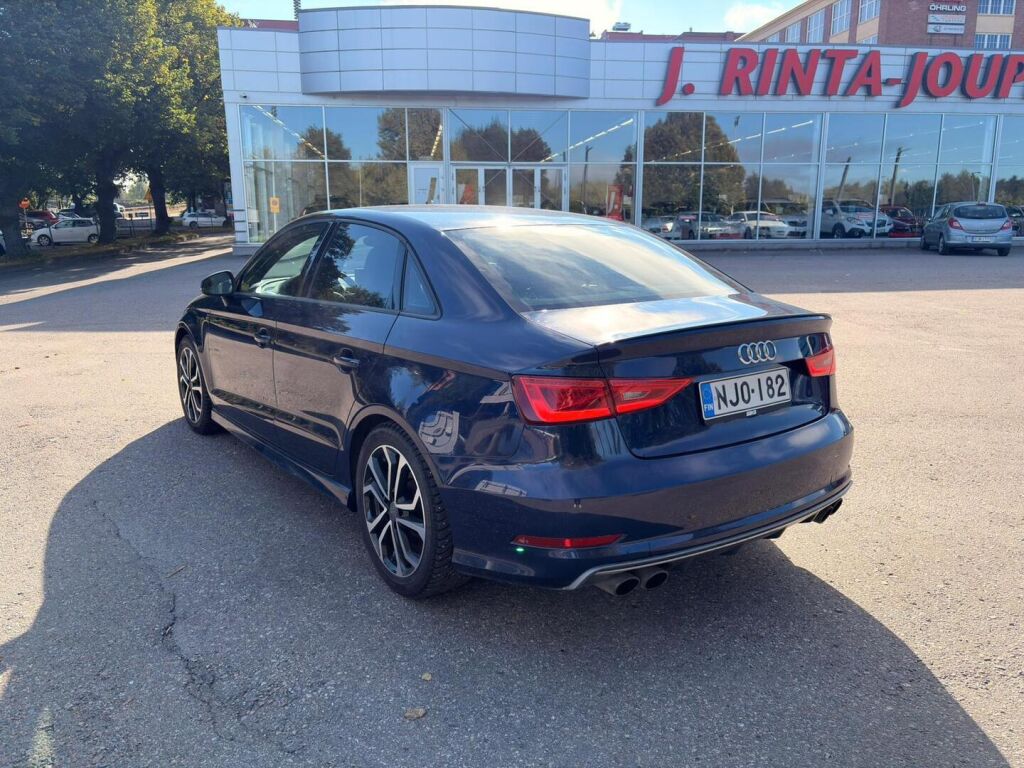 Audi S3 2015 Sininen