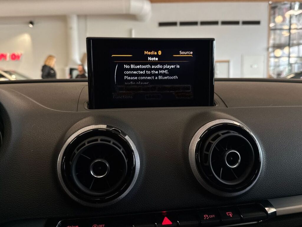 Audi S3 2015 Sininen