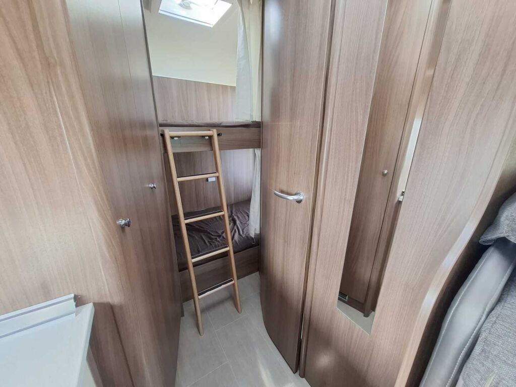 Bürstner Argos Time A 660 2015 Valkoinen