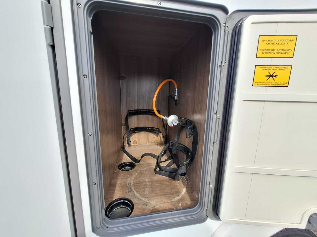 Bürstner Argos Time A 660 2015 Valkoinen