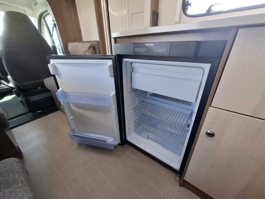 Bürstner Argos Time A 660 2015 Valkoinen