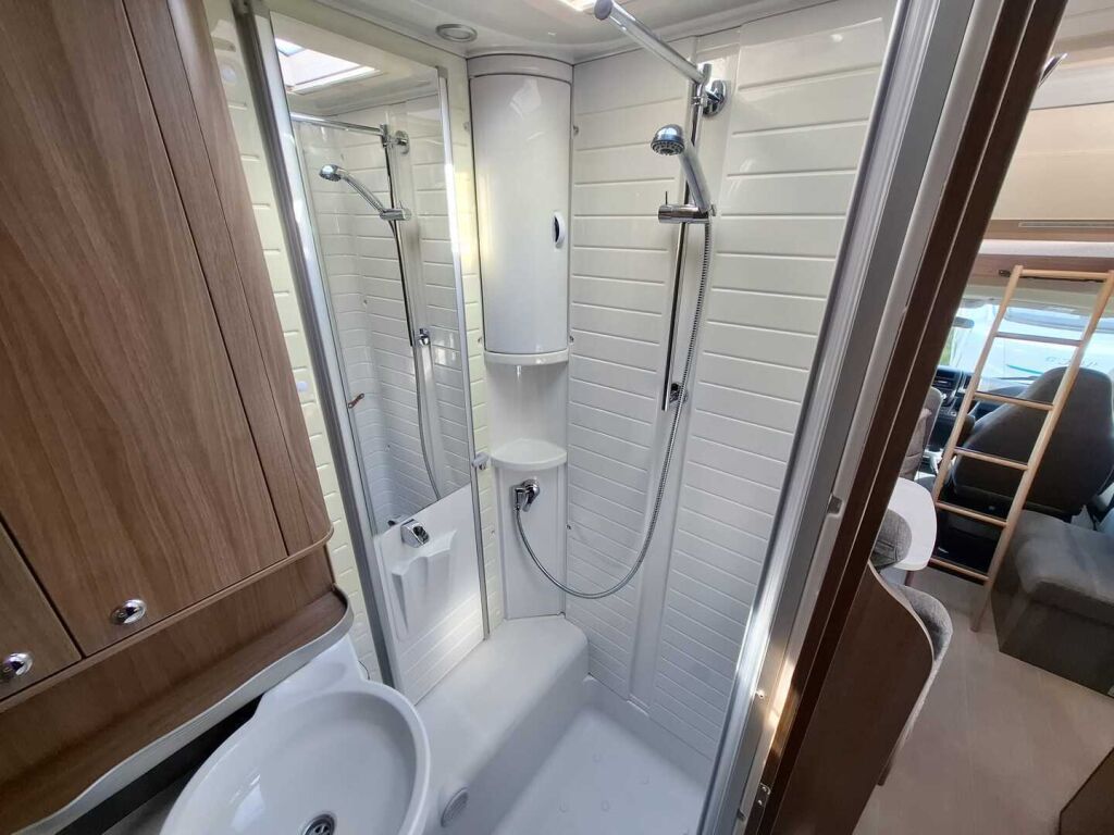 Bürstner Argos Time A 660 2015 Valkoinen