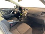 Toyota Avensis 2014 Valkoinen