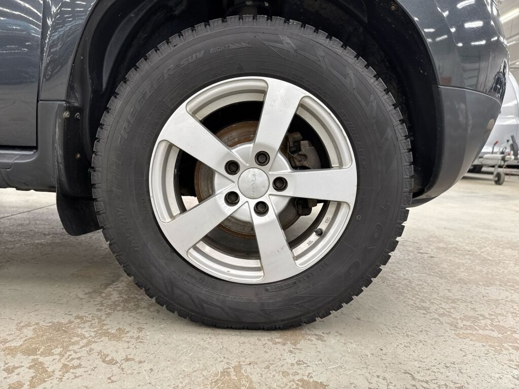 Dacia Duster 2015 Harmaa