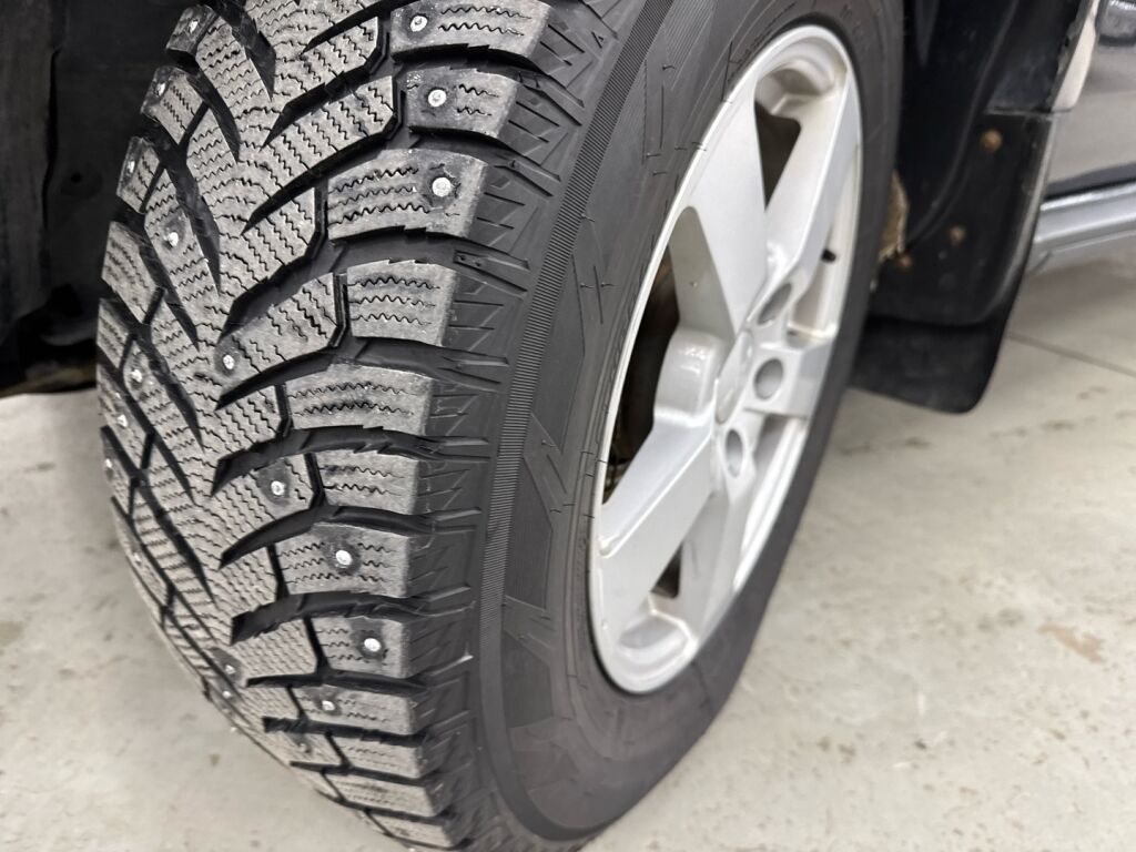 Dacia Duster 2015 Harmaa