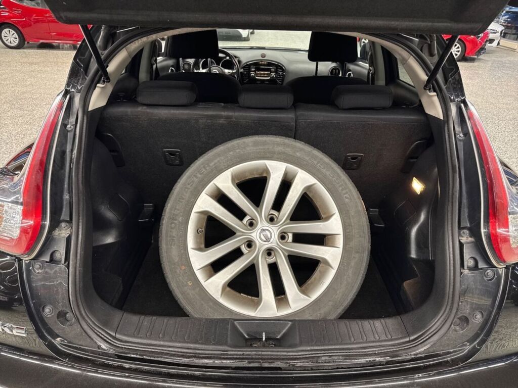 Nissan Juke 2015 Musta