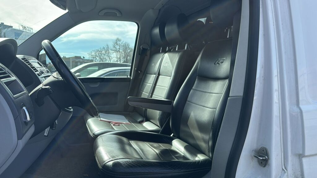 Volkswagen Transporter 2015 Valkoinen