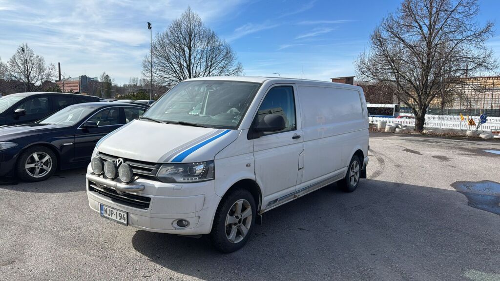 Volkswagen Transporter 2015 Valkoinen