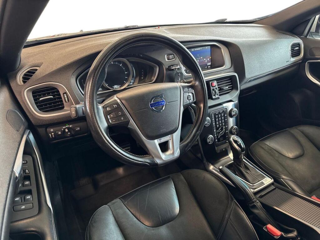Volvo V40 2014 Harmaa