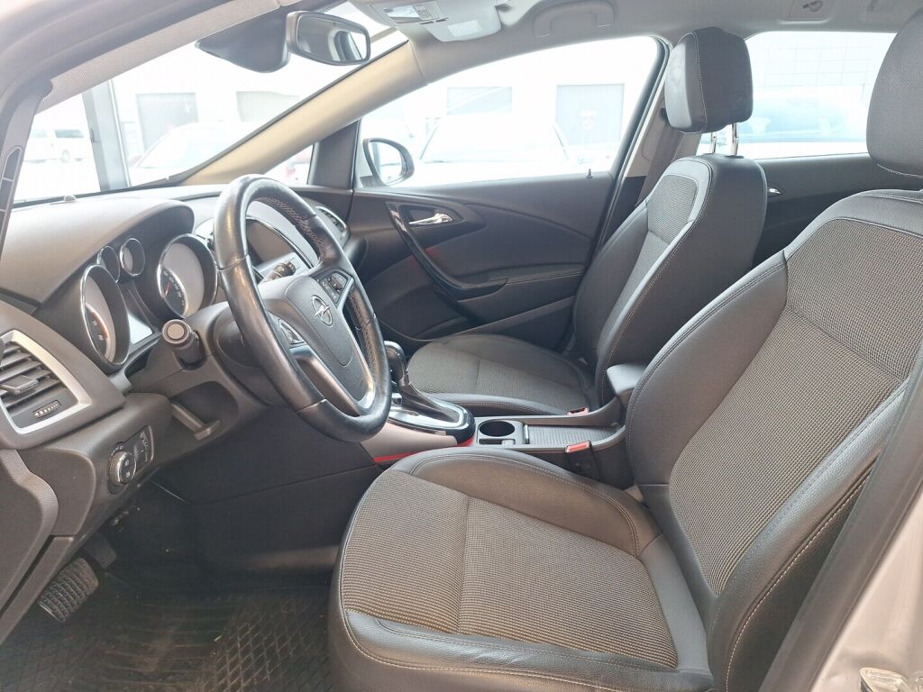 Opel Astra 2014 Hopea