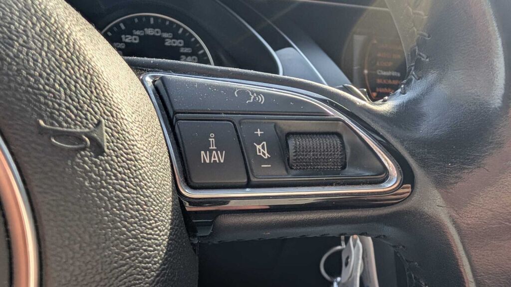 Audi A4 2014 Musta