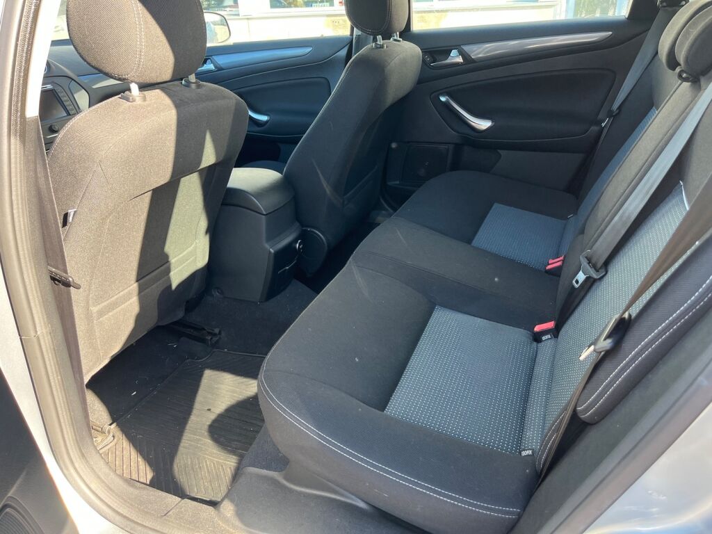 Ford Mondeo 2015 Harmaa