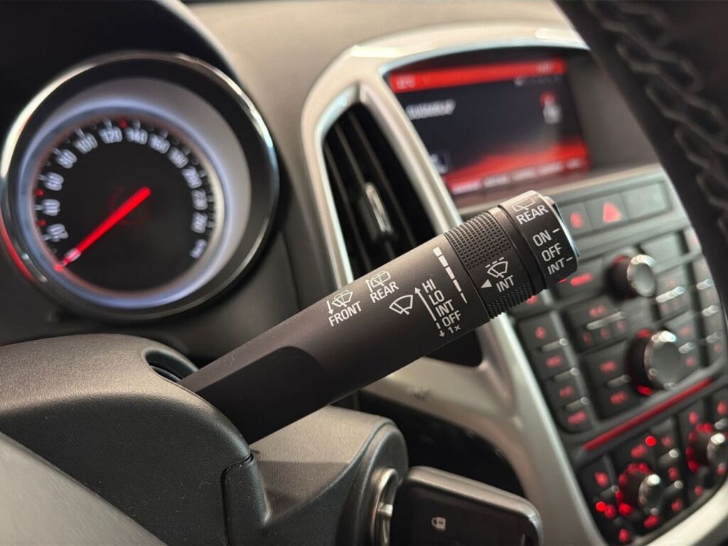 Opel Astra 2015 Harmaa