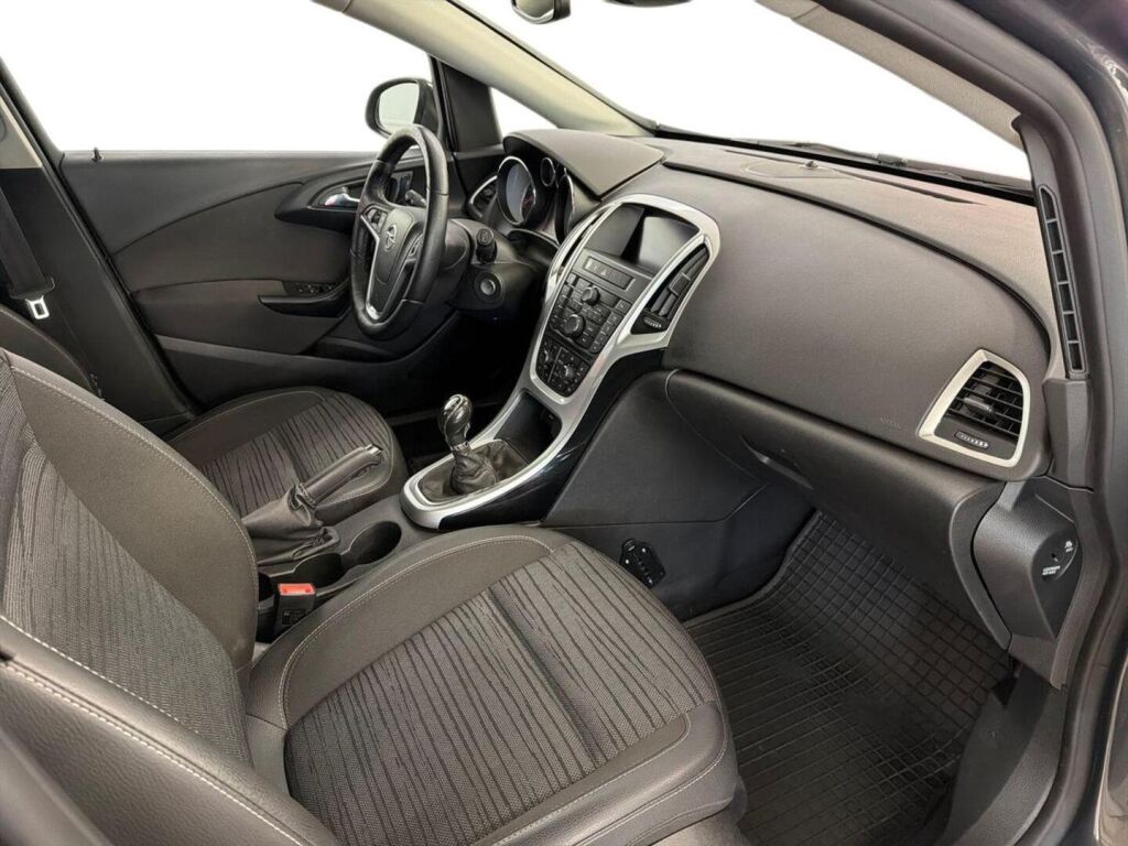Opel Astra 2015 Harmaa
