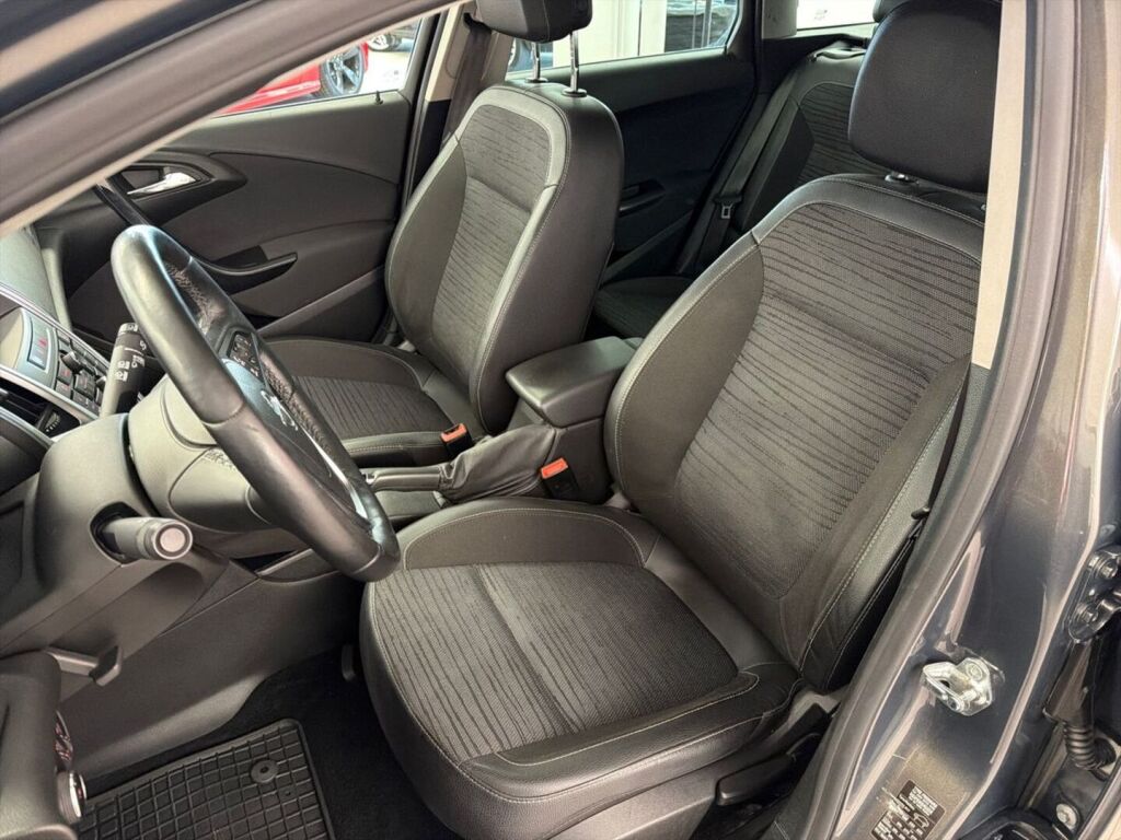 Opel Astra 2015 Harmaa
