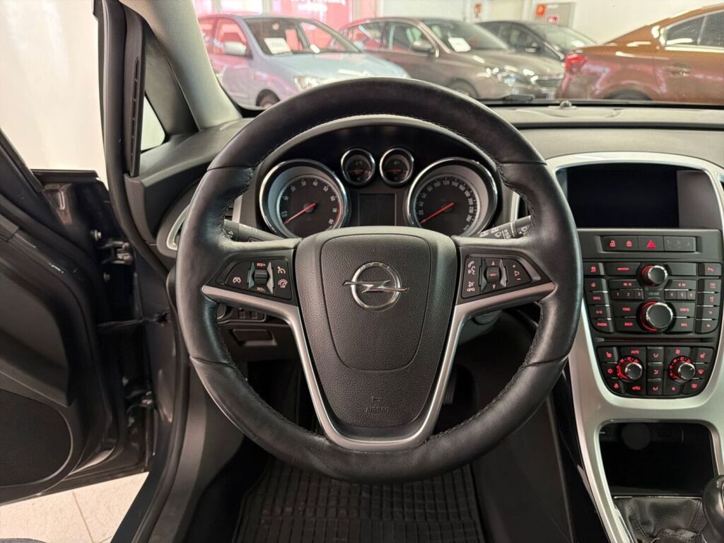 Opel Astra 2015 Harmaa