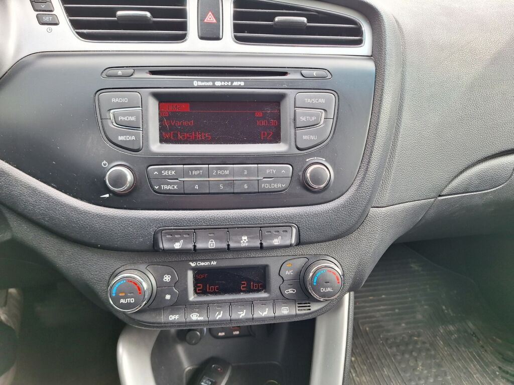 Kia Ceed 2015 Hopea