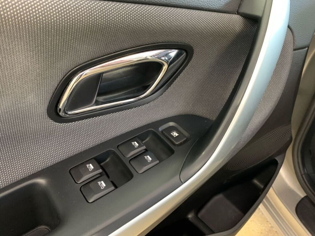 Kia Ceed 2015 Hopea