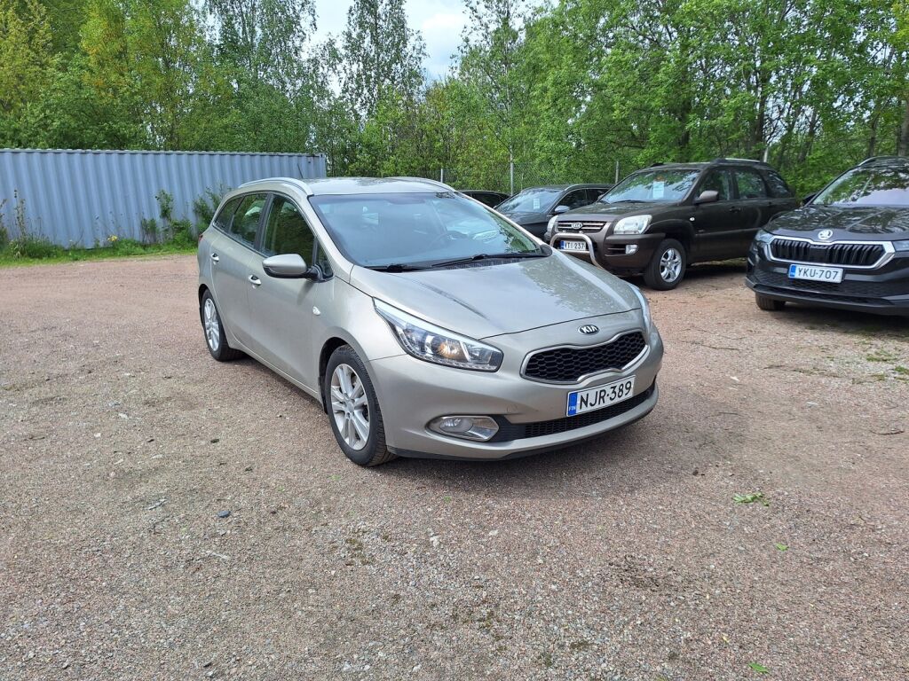 Kia Ceed 2015 Hopea