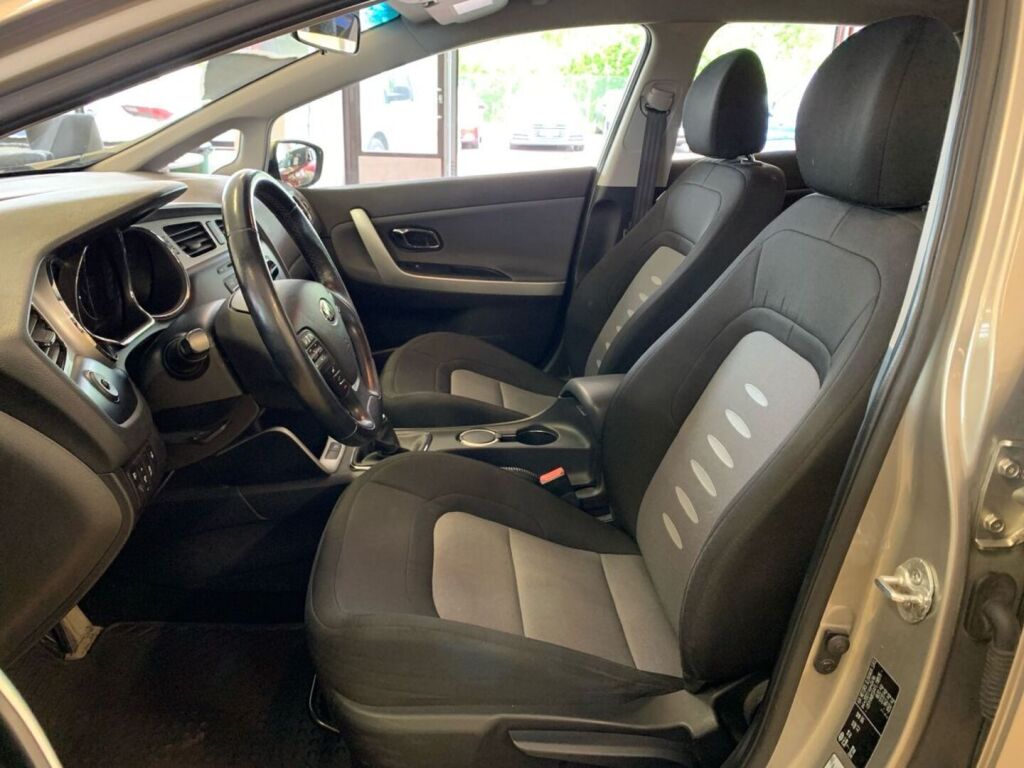 Kia Ceed 2015 Hopea