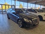 Mercedes-Benz E 2011 Musta