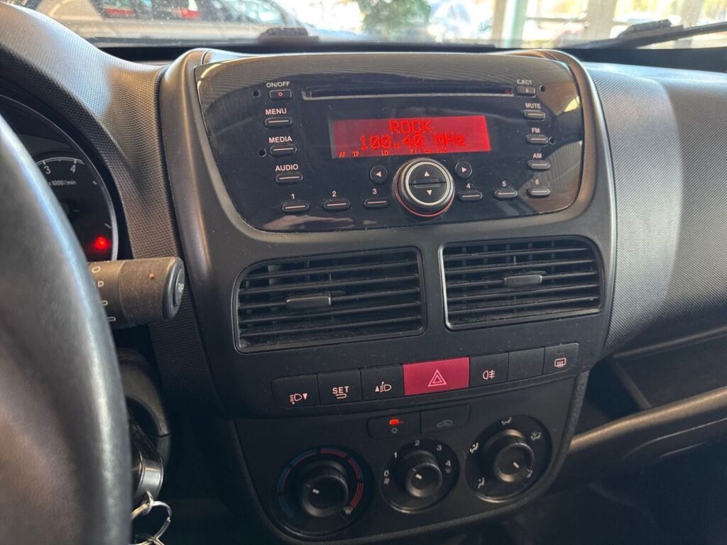 Opel Combo 2014 Valkoinen